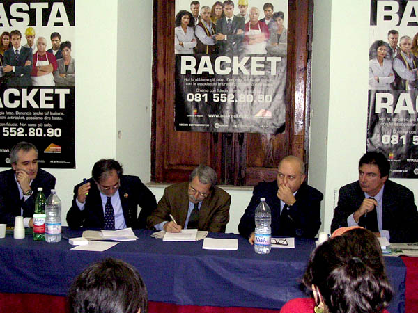 Trasformare l’informazione in realtà praticata