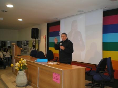 Don Ciotti ai giovani: le mafie possono strappare fiori ma non impedire alla primavera di ritornare