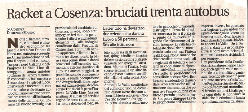 Racket a Cosenza: bruciati 30 autobus