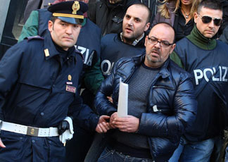 Sequestrati 300 milioni ai clanCasalesi, fermata la moglie di Iovine