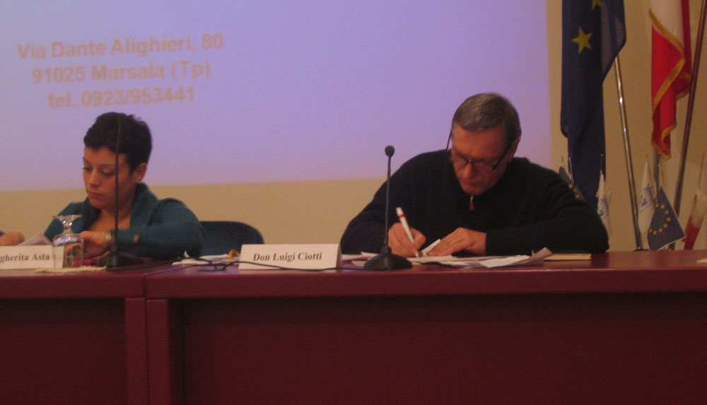 Don Ciotti invoca una nuova cultura della legalità