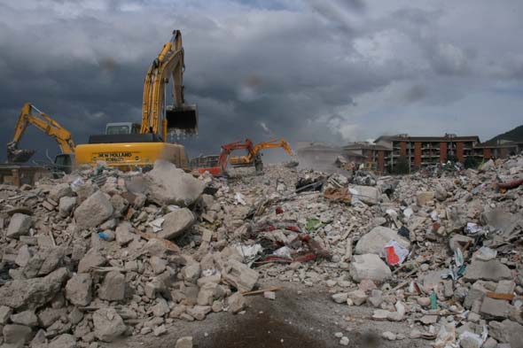 Terremoto: appello del procuratore, mandateci video e foto