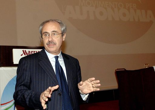 Lombardo, avvisi di garanzia a giornalisti Repubblica