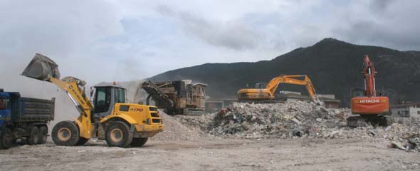 Denunciare anomalia italiana è necessario ma serve costruire cultura alternativa