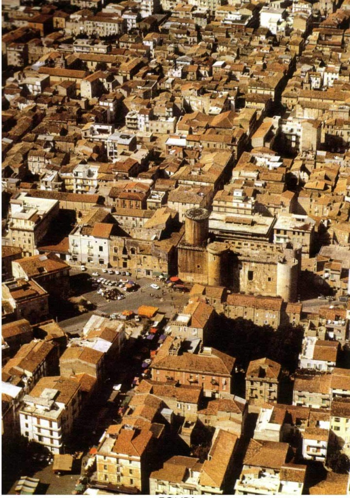 Storia di un Comune non sciolto per mafia: Fondi