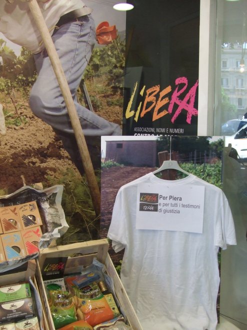 Un lenzuolo bianco per i testimoni di giustizia