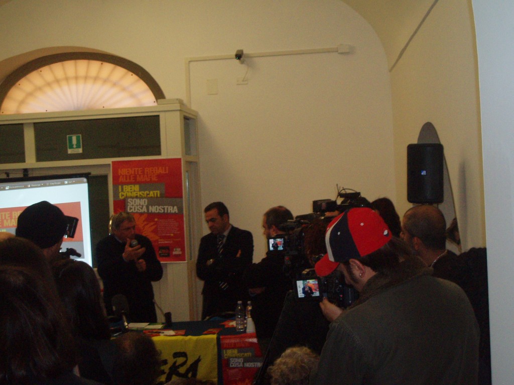 ‘A67:contrari alla vendita dei beni confiscati