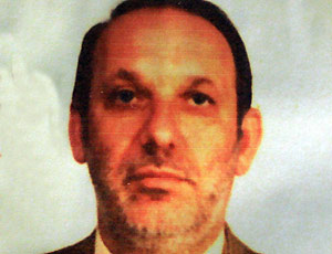 Messina Denaro “camuffato” in giro per Castelvetrano