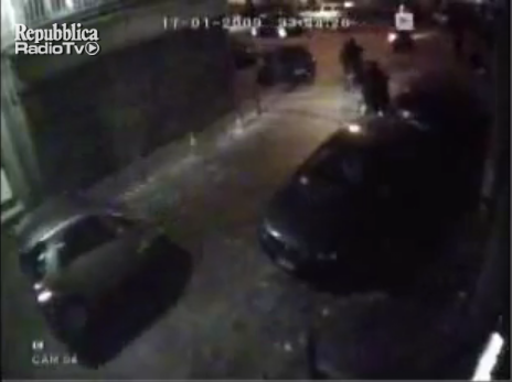 Due lampi nella notte così uccide il killer-ragazzino