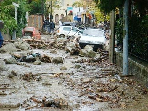 Campania: condono, cemento e soldi