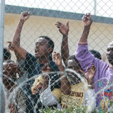 Il diritto alla dignità umana degli stranieri nei Cie ed il coraggio del giudice di Crotone