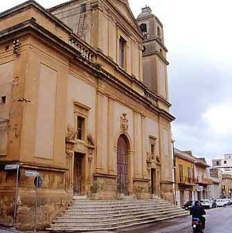 La strategia del terrore per imporre il pizzo