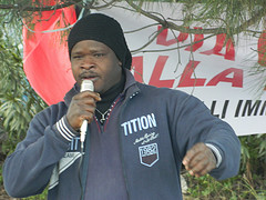 Carlo Lucarelli racconta “Giornalisti nel mirino”