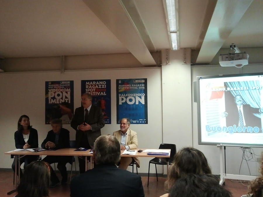 Il sindaco arrestato in provincia di Milano e la giornalista che gli stava alle costole