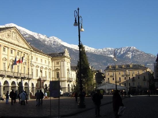 Arresti per tentate estorsioni