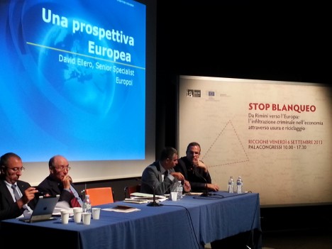 Stop blanqueo: la mafia “guarda” all’Europa