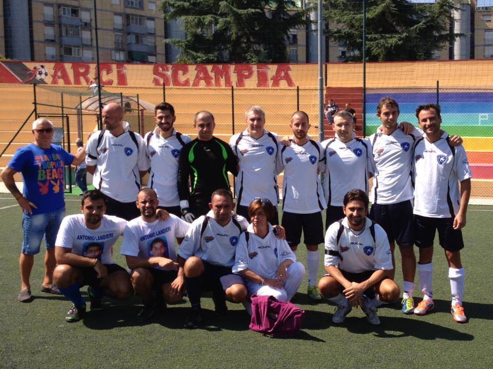 Un calcio alla camorra