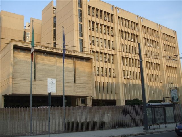 I boss della Scu comandavano dal carcere