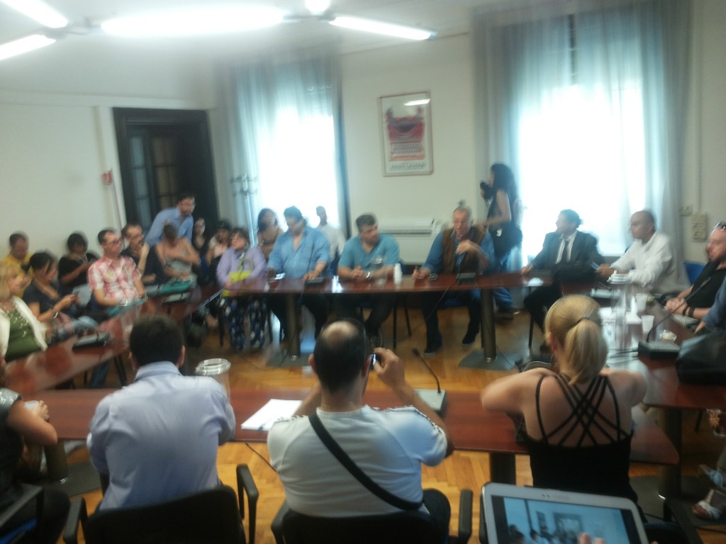 Equo compenso, oltre 2000 firme contro la delibera. La protesta e l’irruzione nella sede del sindacato a Roma