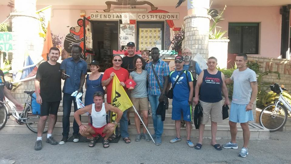 “1200 Km per i Fantasmi di Portopalo”: in Puglia la prima tappa del viaggio in bicicletta