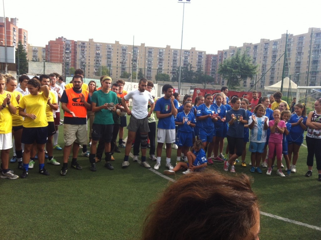 A Scampia, tra calcio, impegno e memoria