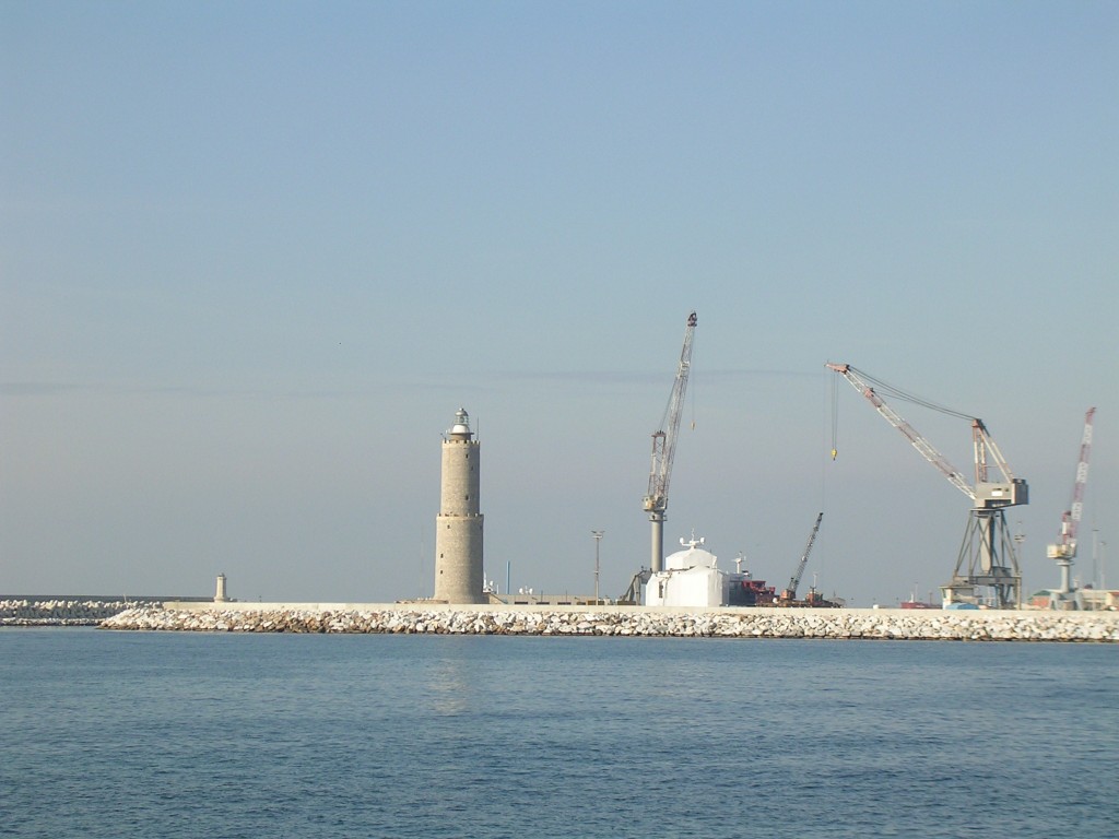 Usura e riciclaggio a Livorno. Libera: “Azione comune contro mafie”