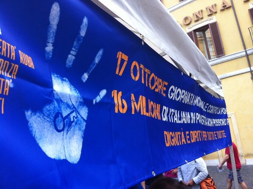 Sit-in a Montecitorio contro povertà, per dignità e diritti