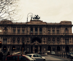 Crollo soffitto scuola Darwin, Cassazione conferma le sei condanne