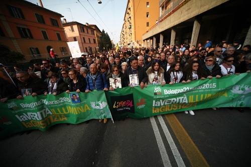 Bologna, in 200mila per chiedere verità e giustizia