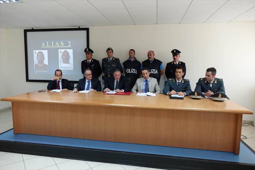 Taranto, le mani del clan D’Oronzo – De Vitis sulla città