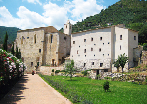 Carta di Fondi: responsabilità e impegno