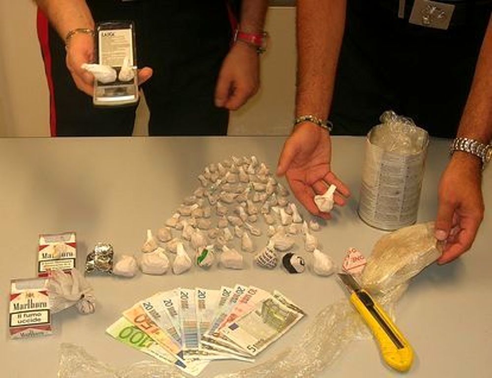 Carcere ed espulsioni immediate (vere) per i pusher stranieri