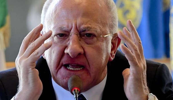 L’impresentabile De Luca