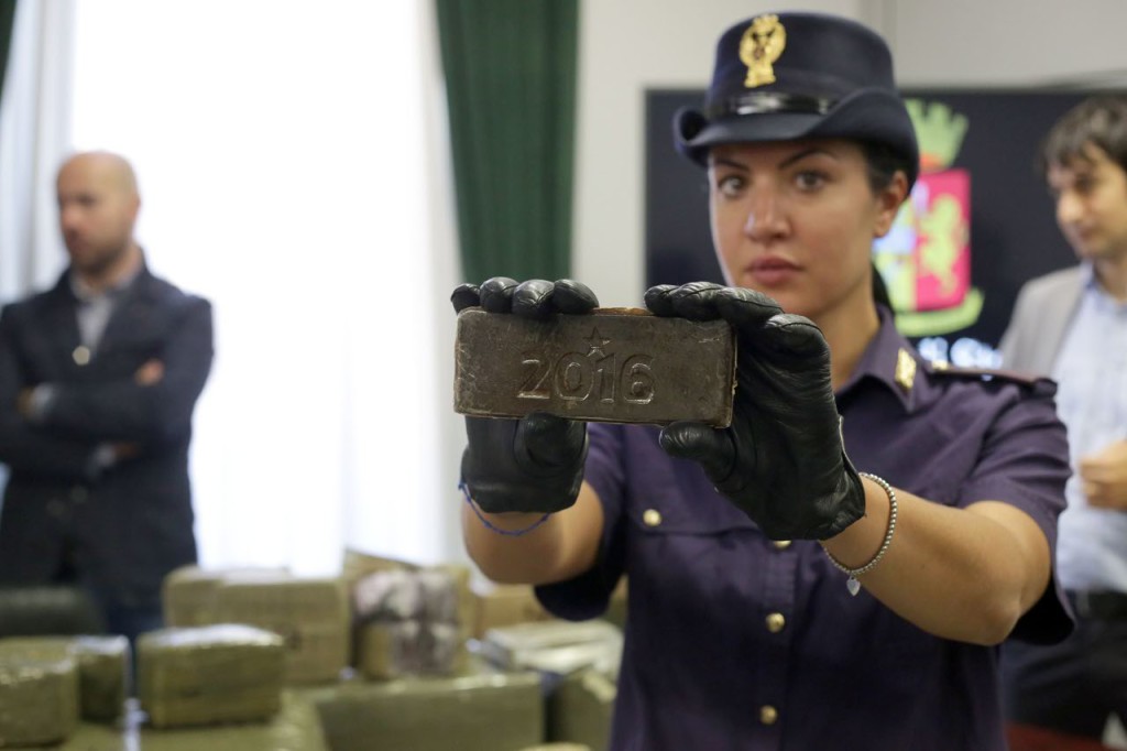 Il “borsino” mensile nella lotta alle droghe in Italia