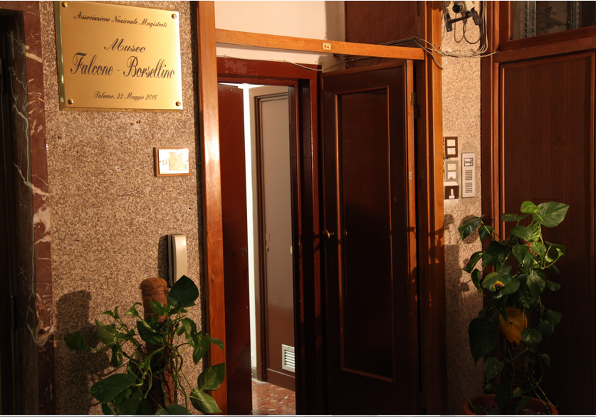Palermo, furto al Museo Falcone – Borsellino