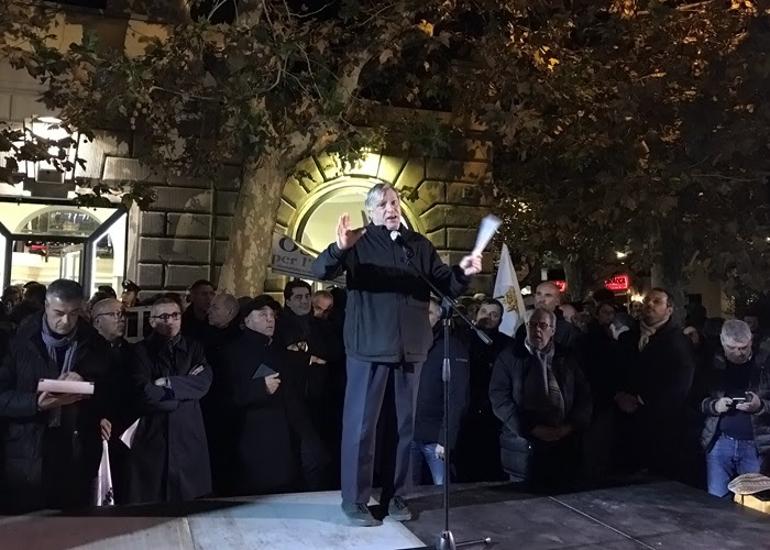 Ostia, tanti in piazza per dire no alle mafie