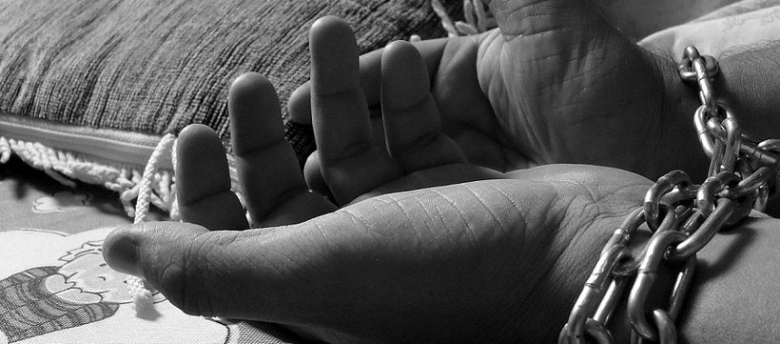 La piaga del traffico di essere umani e del crimine organizzato