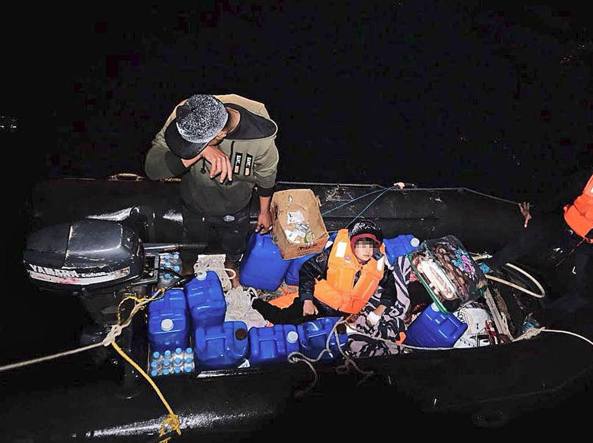 Tre fratelli in mezzo al mare