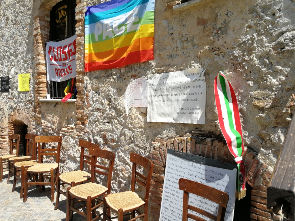 Riace, dalla rinascita di una comunità alla lotta per la “Città Futura”