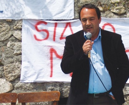 L’esilio di Mimmo Lucano e il processo politico a Riace