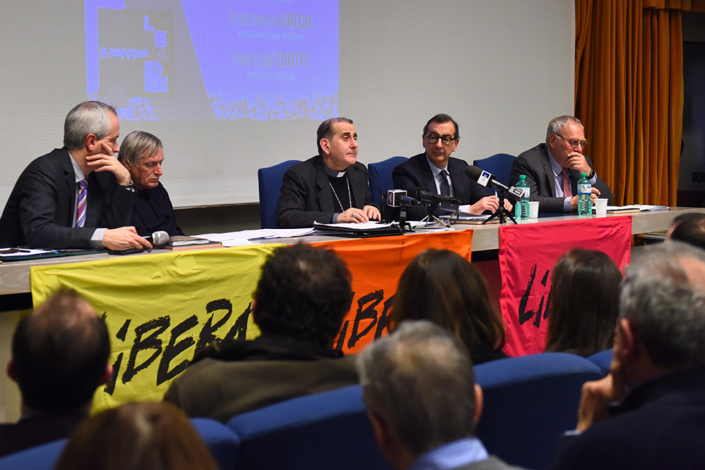 “Corruzione, la via breve delle mafie”