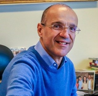 Nessuno muore sulla terra finché vive nel cuore di chi resta