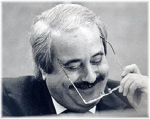 Falcone, niente comparsate elettorali