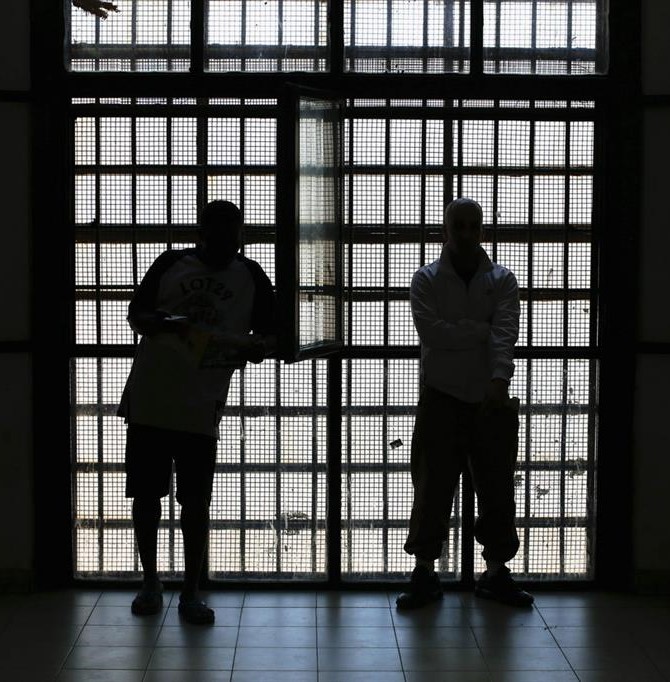 Carceri italiane, un ‘buco nero’ di cui la politica non parla più