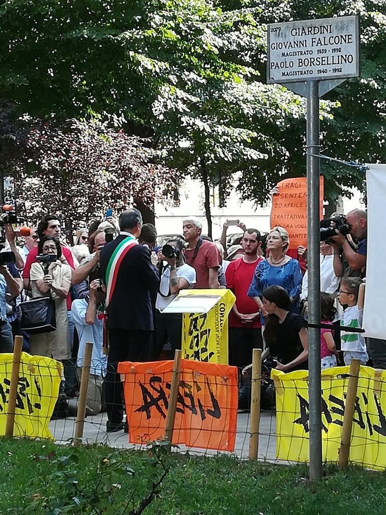 Milano ricorda Borsellino e le vittime delle stragi