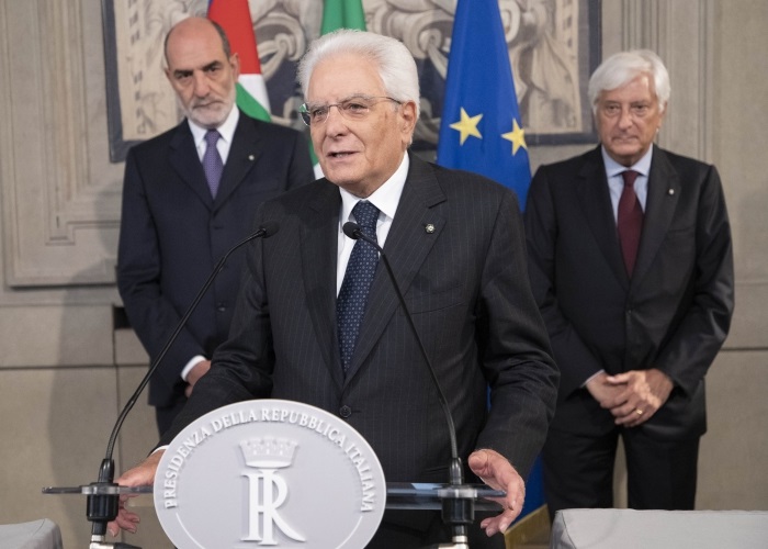 Governo, il presidente Mattarella ringrazia i giornalisti