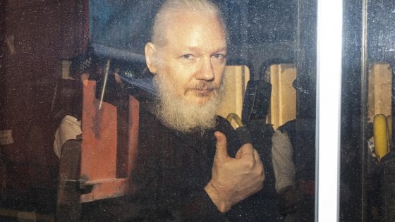 Wikileaks, Assange colpevole di aver detto la verità