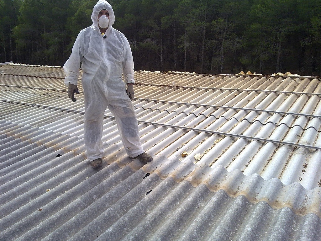 Radio Scarp, “Amianto, morti di progresso”