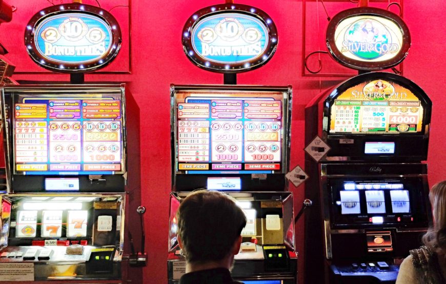 Gioco d’azzardo, nel 2019 giocati più di 110 miliardi di euro