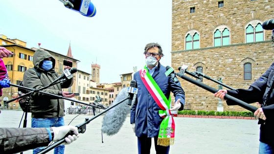 Fase 2 e bavaglio alla stampa? «Gli scienziati pensino al loro lavoro»